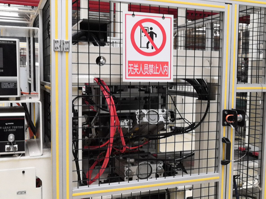 三菱缸蓋試漏機改造